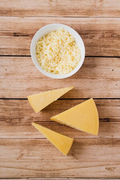 grated-triangular-chunk-cheese