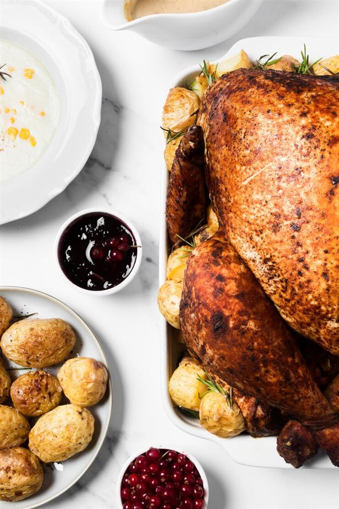 roasted-turkey-tray
