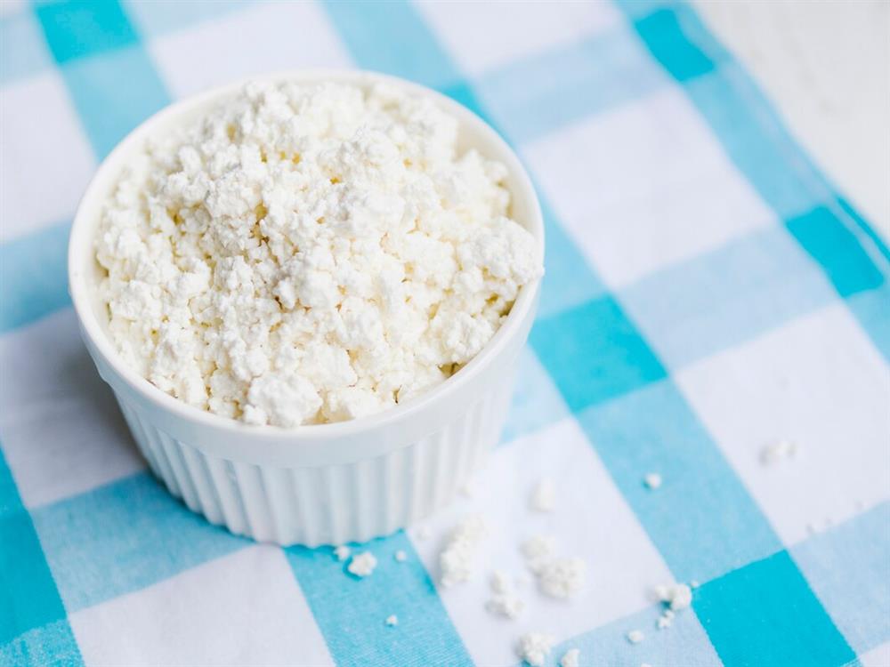 dish-full-cottage-cheese